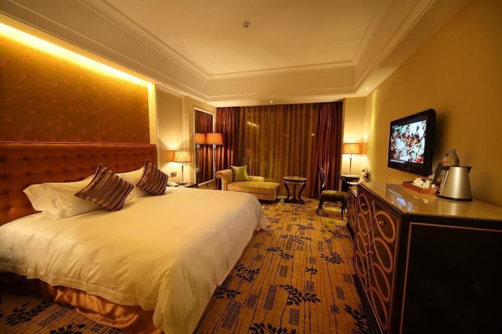 King Century Hotel Zhongshan  Exterior photo